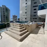 Apartamento 2 Dormitorios Laguito. Vista Mar